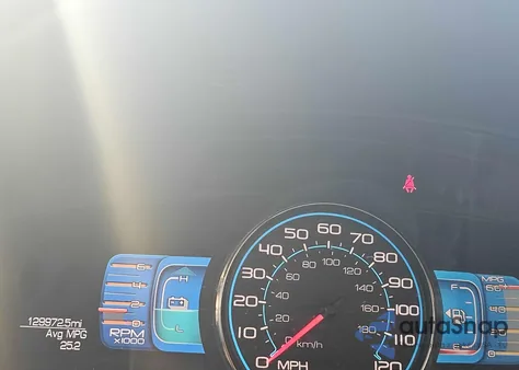 2011 Ford Fusion Hybrid z USA, uszkodzony, nr VIN 3FADP0L36BR251407